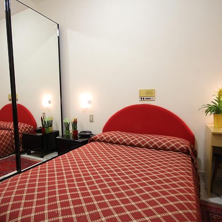 Hotel Villa Luca Chianciano Terme Oda fotoğraf