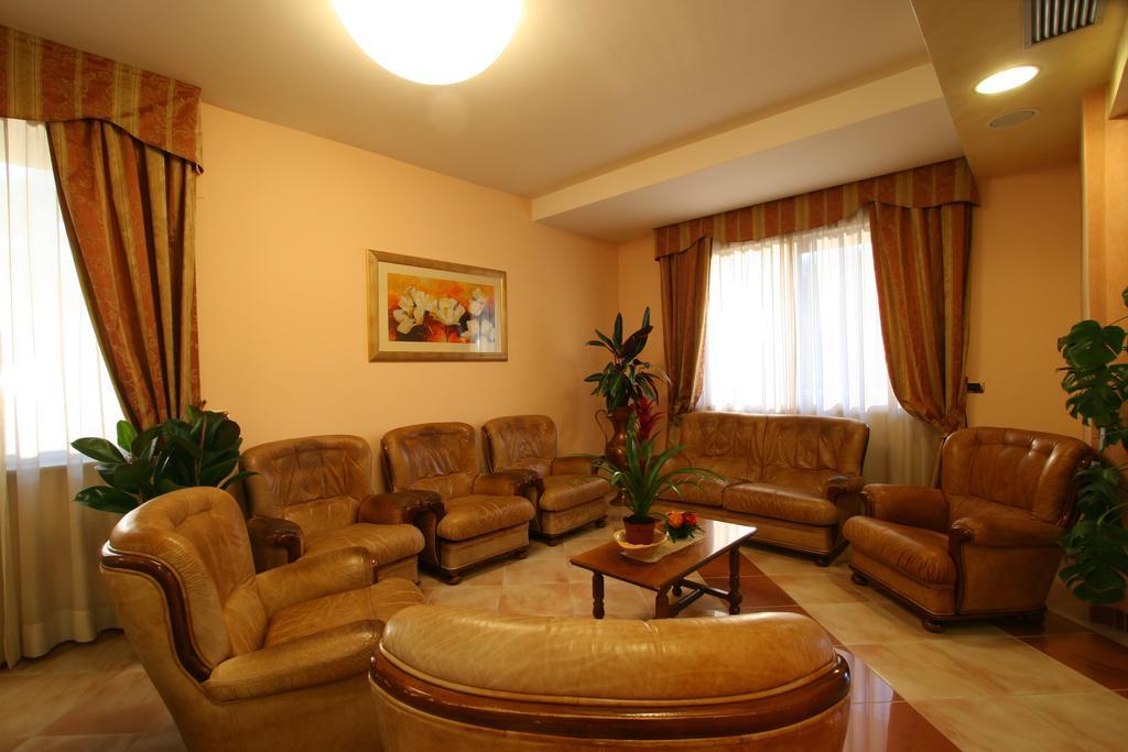 Hotel Villa Luca Chianciano Terme Dış mekan fotoğraf