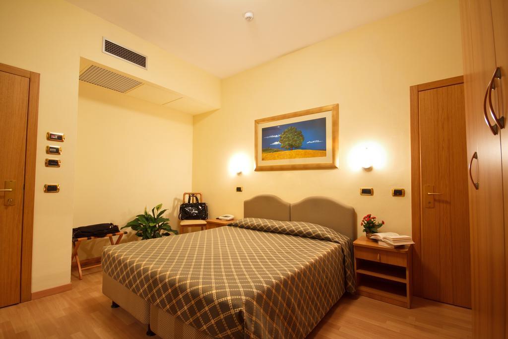 Hotel Villa Luca Chianciano Terme Dış mekan fotoğraf