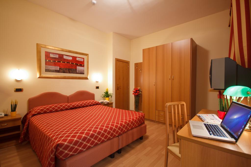 Hotel Villa Luca Chianciano Terme Dış mekan fotoğraf